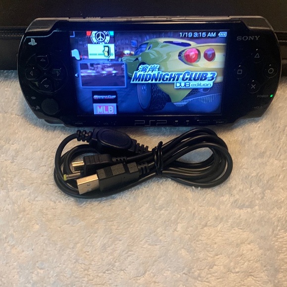 PSP 2000 BLACK Console LOADED 128gb + Sync/Charge cable